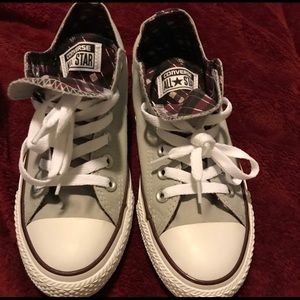 Brand new grey/plaid converse
